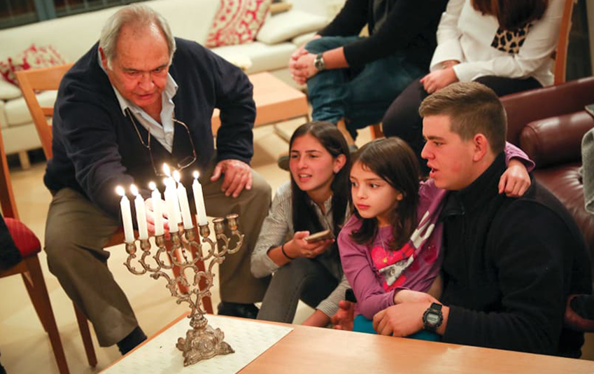 Hanukkah 2024 Wishes for Parents!